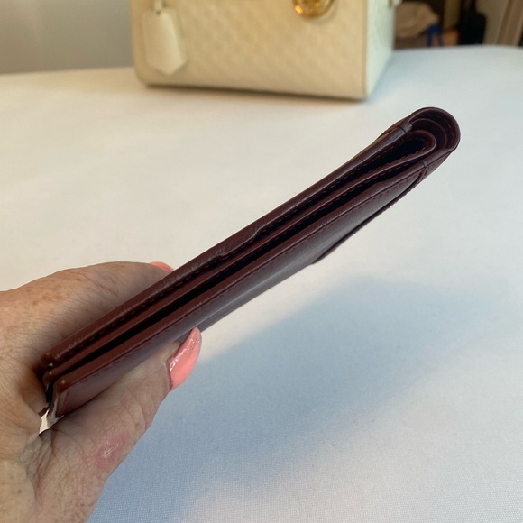 Gucci • Bordeaux Leather Wallet *Unisex* - Picture 17 of 17